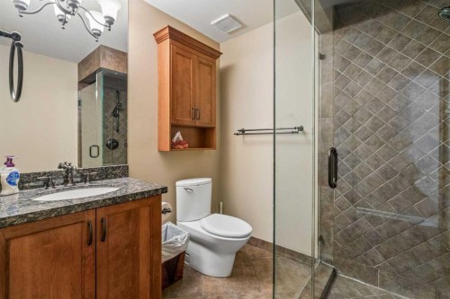 604-1997 Sirocco Drive Sw, Calgary, AB - Indoor Photo Showing Bathroom