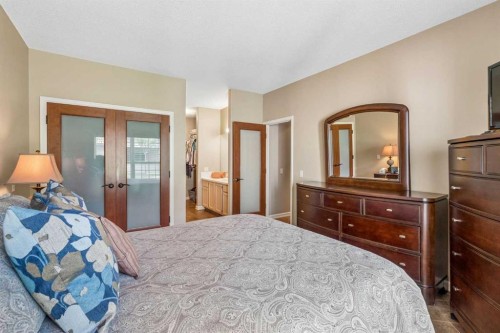 604-1997 Sirocco Drive Sw, Calgary, AB - Indoor Photo Showing Bedroom