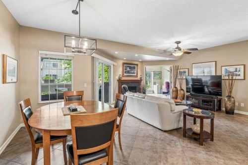 604-1997 Sirocco Drive Sw, Calgary, AB - Indoor Photo Showing Other Room