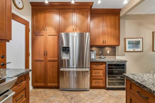 604-1997 Sirocco Drive Sw, Calgary, AB - Indoor Photo Showing Kitchen With Stainless Steel Kitchen With Upgraded Kitchen