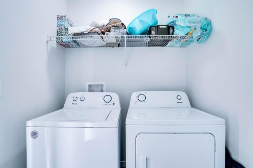324 Dawson Drive, Chestermere, AB - Indoor Photo Showing Laundry Room