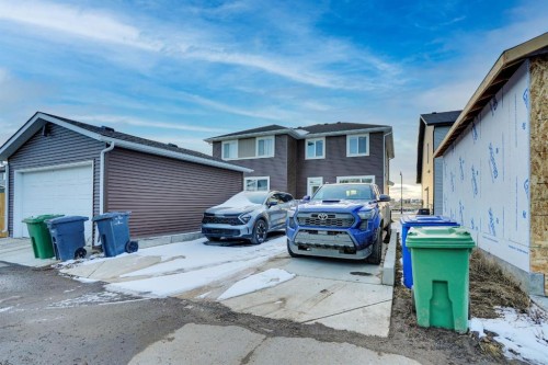324 Dawson Drive, Chestermere, AB - Outdoor