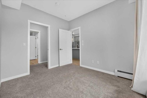 101-200 Shawnee Square Sw, Calgary, AB - Indoor