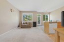 124 Everridge Gardens Sw, Calgary, AB  - Indoor 