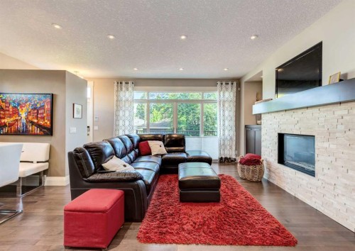 2039 45 Avenue Sw, Calgary, AB 