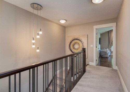 2039 45 Avenue Sw, Calgary, AB 
