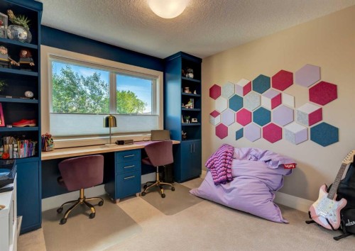2039 45 Avenue Sw, Calgary, AB 