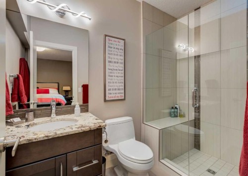 2039 45 Avenue Sw, Calgary, AB 