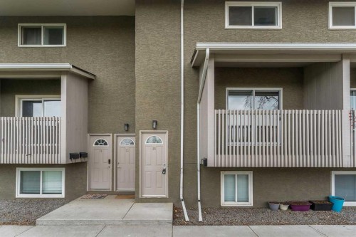 14-8112 36 Avenue Nw, Calgary, AB - Outdoor With Exterior