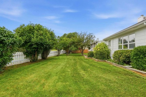 302 Frontenac Avenue Nw, Diamond Valley, AB - Outdoor