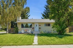 96 Waterloo Drive SW Calgary, AB T3C 3G3