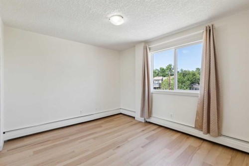 405-340 4 Avenue Ne, Calgary, AB - Indoor Photo Showing Other Room
