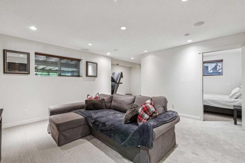 135 Tuscany Ravine Road Nw, Calgary, AB - Indoor