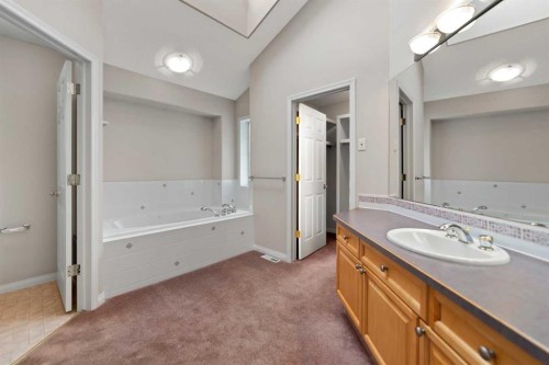 109 Cranwell Place Se, Calgary, AB - Indoor Photo Showing Bathroom