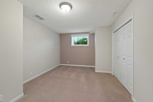 109 Cranwell Place Se, Calgary, AB - Indoor Photo Showing Other Room