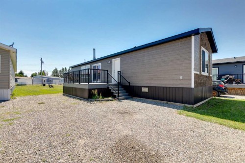 7 Trochu Avenue, Trochu, AB - Outdoor With Deck Patio Veranda With Exterior