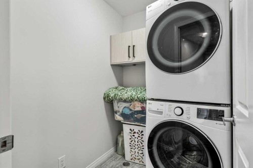 192 Carrington Crescent Nw, Calgary, AB - Indoor Photo Showing Laundry Room