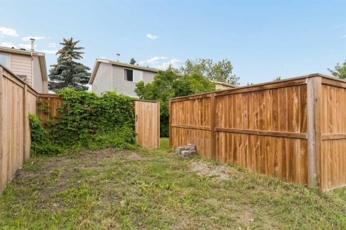 152 Erin Dale Crescent Se, Calgary, AB - Outdoor