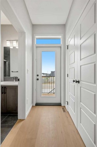 209 Bridgeport Gate North, Chestermere, AB - Indoor Photo Showing Other Room
