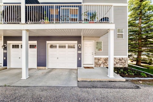 619 Country Village Cape Ne, Calgary, AB - Outdoor