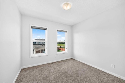 113 Midtown Close Sw, Airdrie, AB - Indoor Photo Showing Other Room