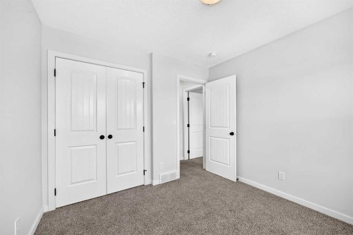 113 Midtown Close Sw, Airdrie, AB - Indoor Photo Showing Other Room