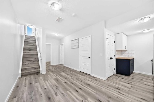 113 Midtown Close Sw, Airdrie, AB - Indoor Photo Showing Other Room
