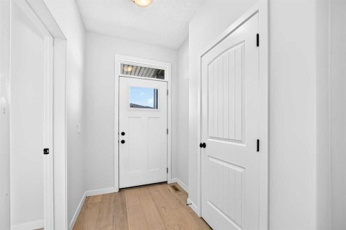 113 Midtown Close Sw, Airdrie, AB - Indoor Photo Showing Other Room