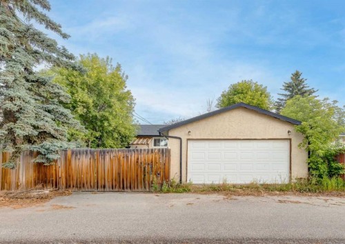 7 Lake Sylvan Close Se, Calgary, AB - Outdoor