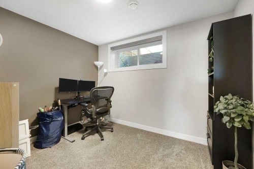 244 Belmont Boulevard Sw, Calgary, AB - Indoor