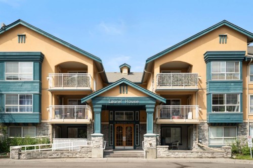 120-25 Richard Place Sw, Calgary, AB - Outdoor With Facade