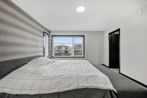 119 Howse Hill Ne, Calgary, AB - Indoor Photo Showing Bedroom
