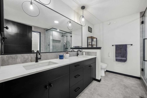 119 Howse Hill Ne, Calgary, AB - Indoor Photo Showing Bathroom
