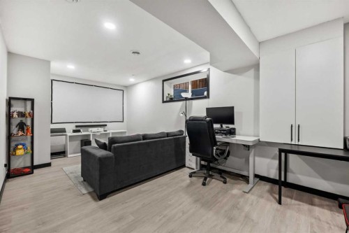 119 Howse Hill Ne, Calgary, AB - Indoor