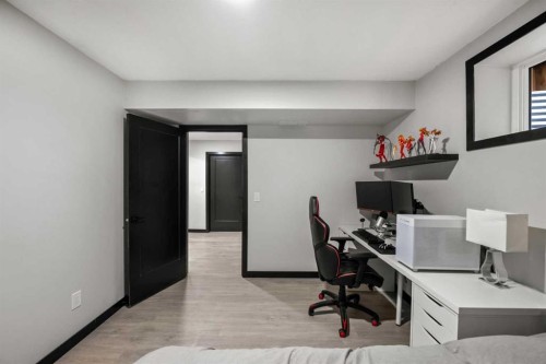 119 Howse Hill Ne, Calgary, AB - Indoor Photo Showing Office