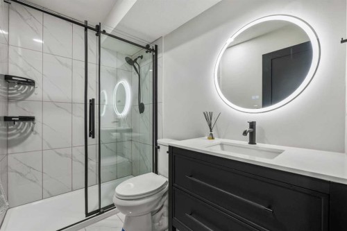 119 Howse Hill Ne, Calgary, AB - Indoor Photo Showing Bathroom
