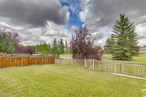 23 Sierra Nevada Close Sw, Calgary, AB - Outdoor
