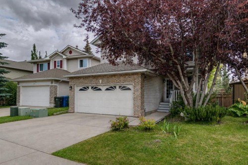 23 Sierra Nevada Close Sw, Calgary, AB - Outdoor With Facade