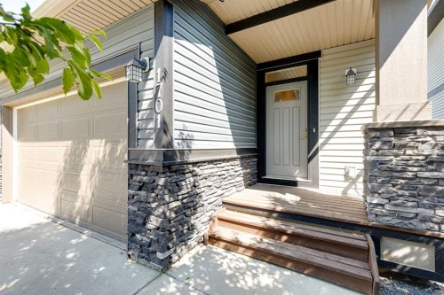 1701-1086 Williamstown Boulevard Nw, Airdrie, AB - Outdoor With Exterior