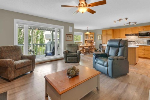 264 Tuscany Ridge View Nw, Calgary, AB - Indoor Photo Showing Living Room