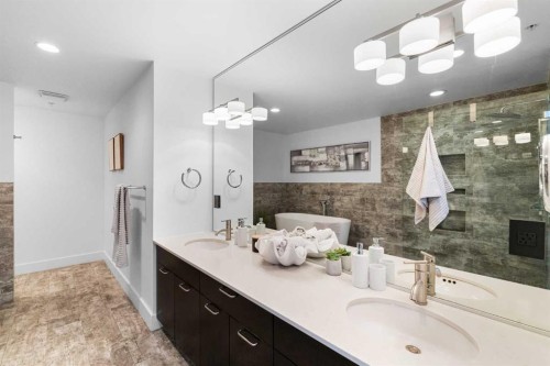 3001-433 11 Avenue Se, Calgary, AB - Indoor Photo Showing Bathroom
