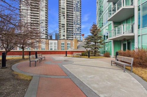 3001-433 11 Avenue Se, Calgary, AB - Outdoor
