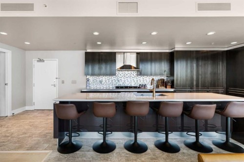 3001-433 11 Avenue Se, Calgary, AB - Indoor Photo Showing Kitchen With Upgraded Kitchen