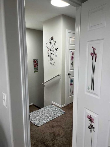 50 Tarawood Lane Ne, Calgary, AB - Indoor Photo Showing Other Room
