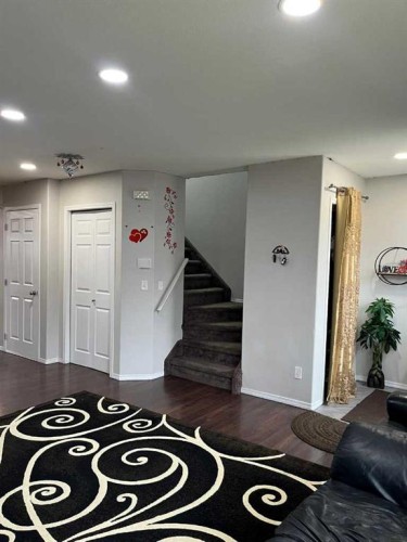 50 Tarawood Lane Ne, Calgary, AB - Indoor