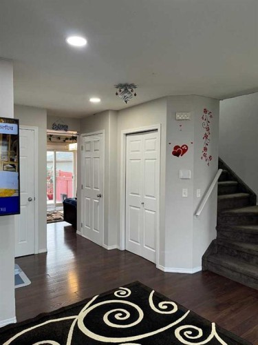 50 Tarawood Lane Ne, Calgary, AB - Indoor Photo Showing Other Room