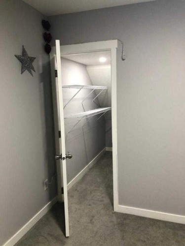 50 Tarawood Lane Ne, Calgary, AB - Indoor