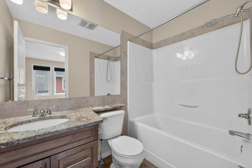 721 Auburn Bay Square Se, Calgary, AB - Indoor Photo Showing Bathroom