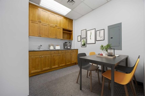 204-4603 Varsity Drive Nw, Calgary, AB 