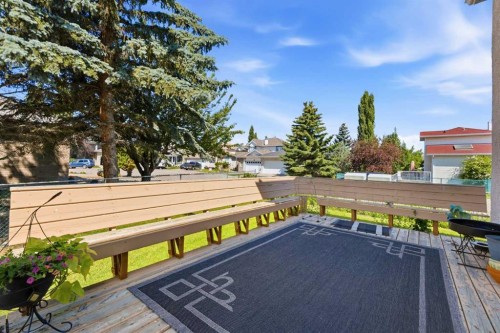 71 Woodpark Close Sw, Calgary, AB - Outdoor